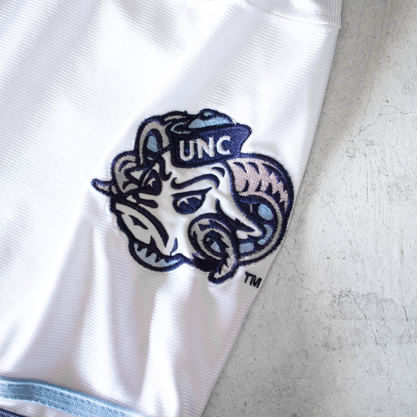 Vintage UNC Tar Heels White #88 Football Jersey (XL)