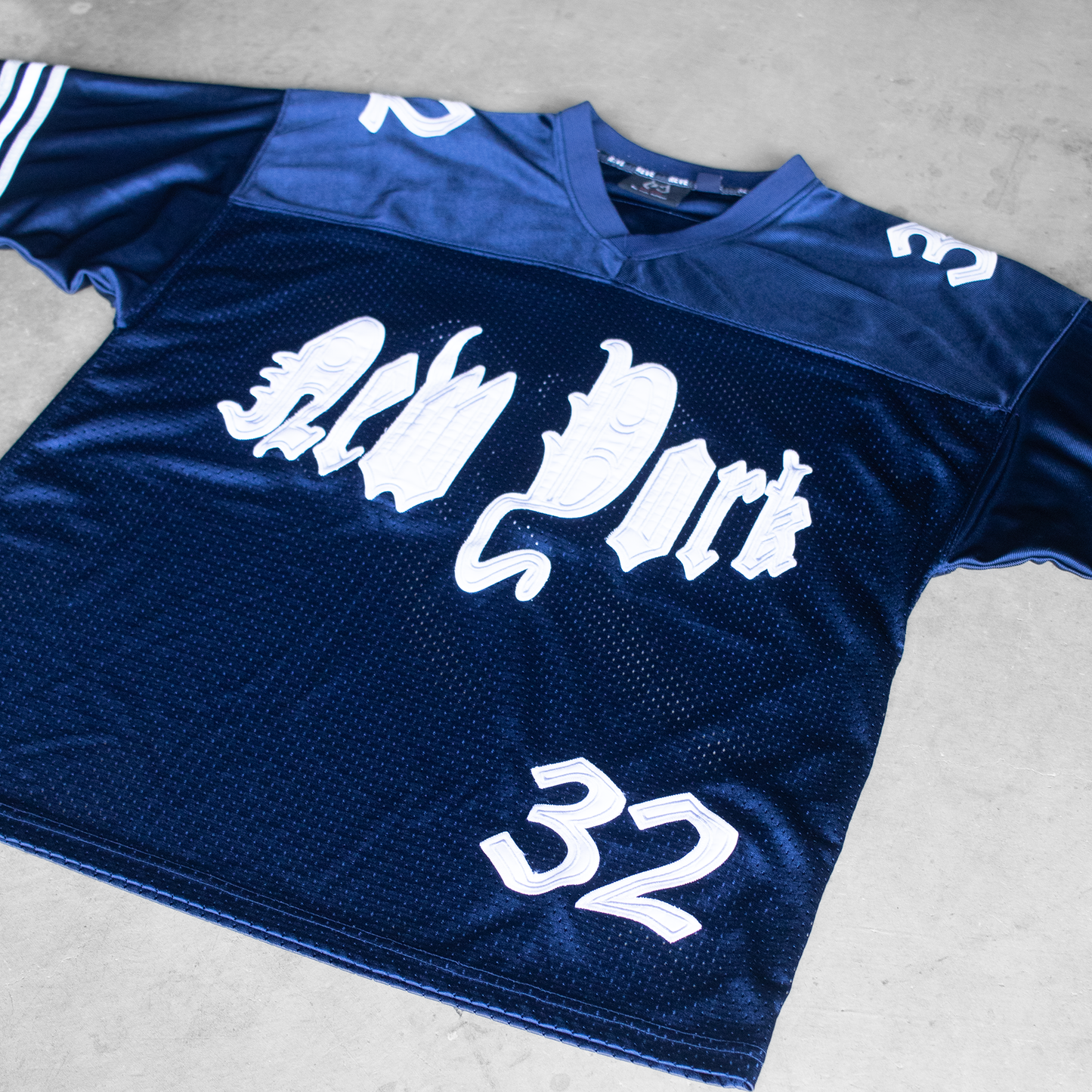 Vintage New York #32 Reve Jeans Rare Football Jersey (L)