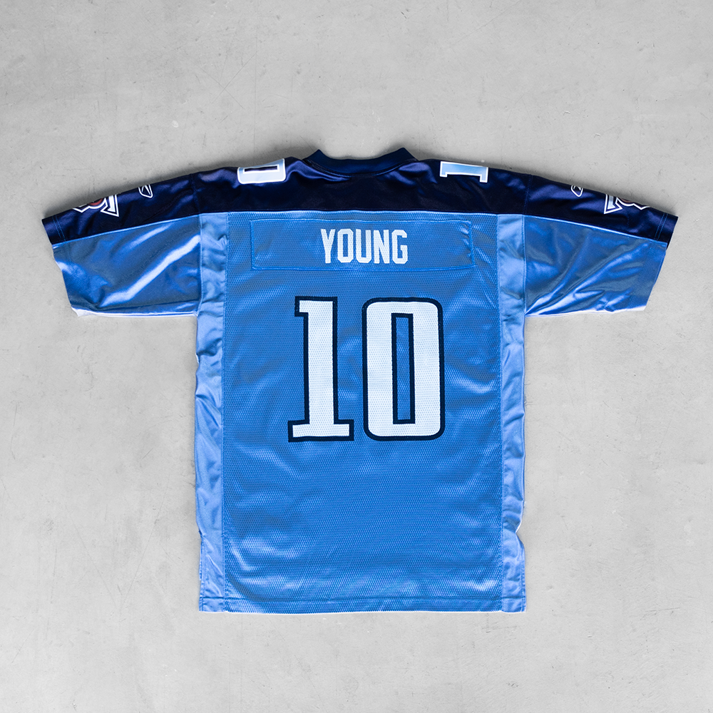 Vintage NFL Tennessee Titans Vincent Young #10 Football Jersey (L)