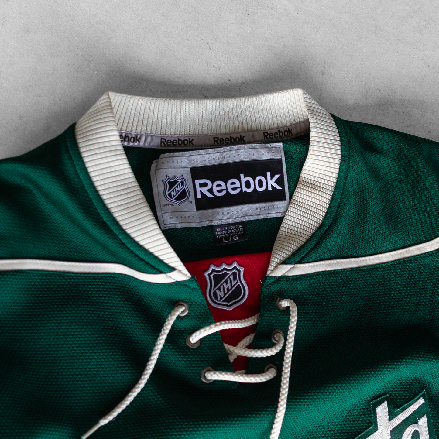 Vintage NHL Reebok Minnesota Wild Hockey Jersey (L)