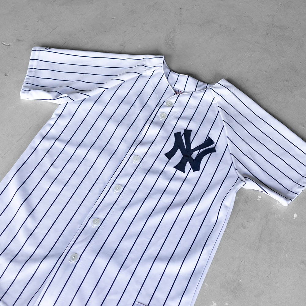 Vintage MLB Johnny Damon New York Yankees #18 Youth Baseball Jersey (L)
