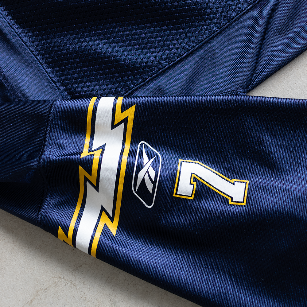 Vintage NFL San Diego Chargers Doug Flutie #7 Youth Football Jersey (L)
