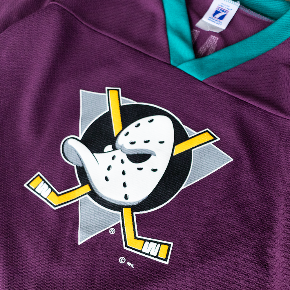 Vintage NHL The Mighty Ducks Anaheim Teemu Selanna #8 Youth Football Jersey (L)