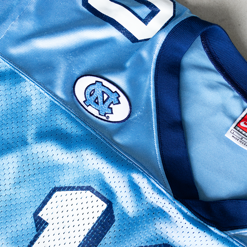 Vintage Nike University Of North Carolina #10 Football Jersey (L)