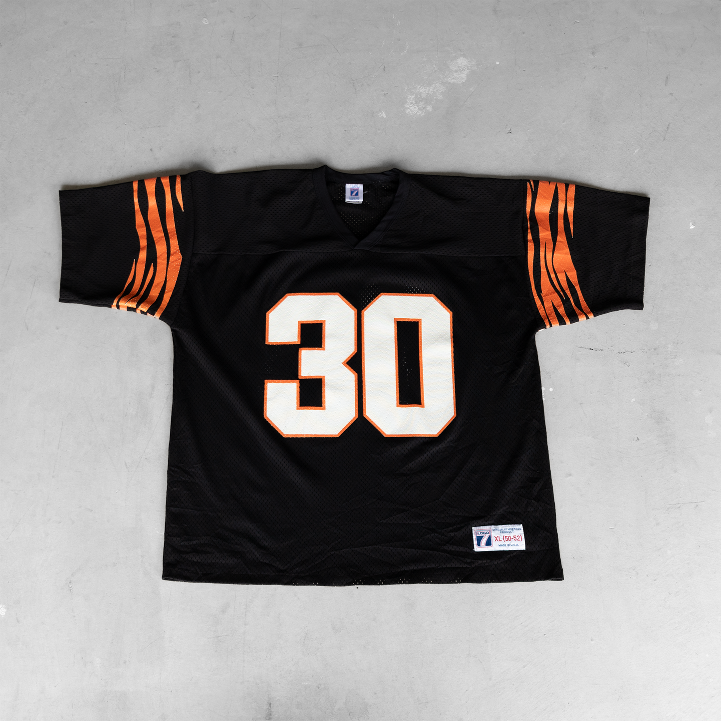 Vintage Logo 7 Tigers #30 Football Jersey (XL)