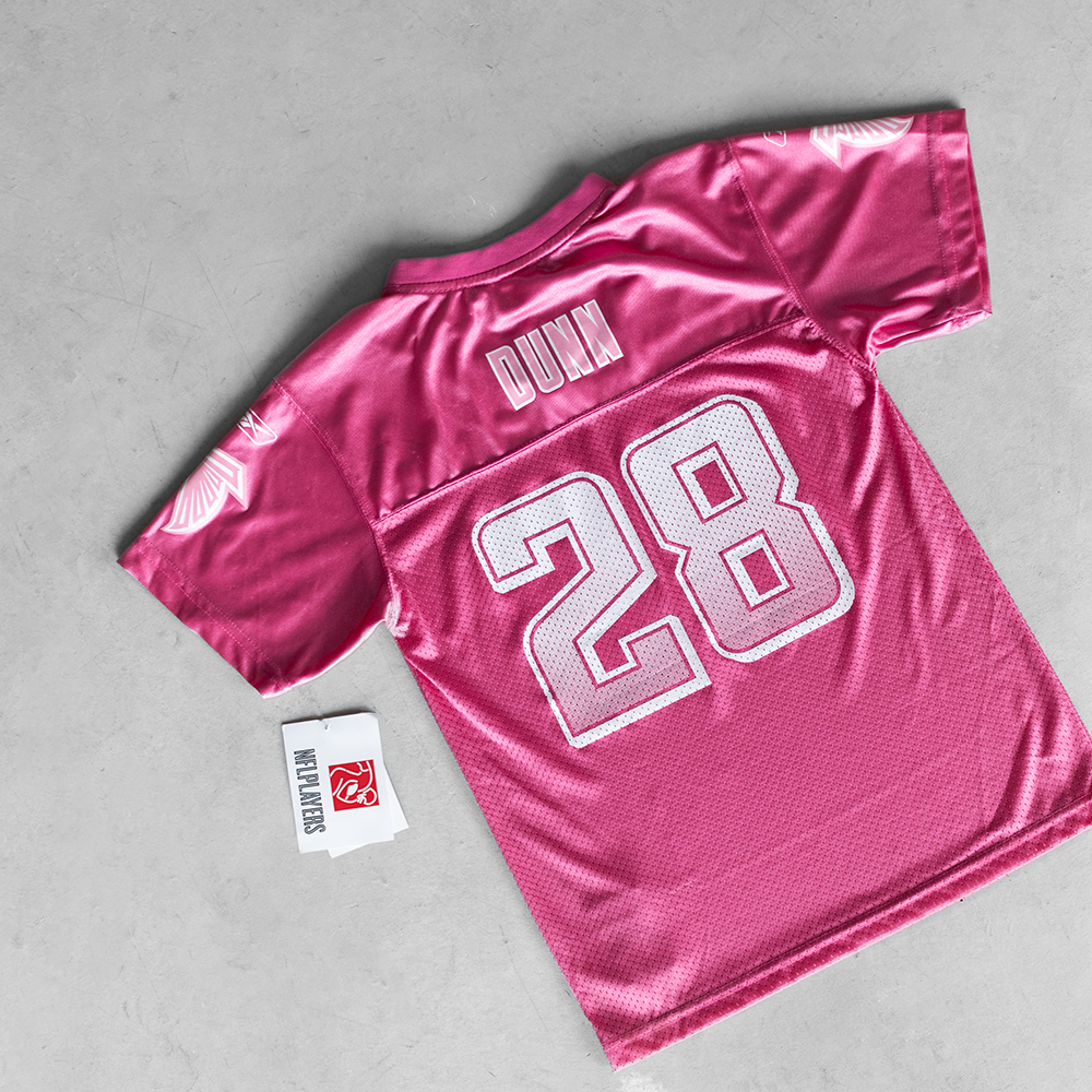Vintage NFL Atlanta Falcons Warrick Dunn #28 Pink Youth Football Jersey (L)