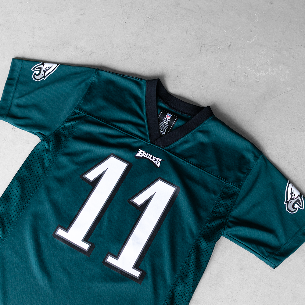 NFL Philadelphia Eagles Carson Wentz #11 Youth Football Jersey (M)