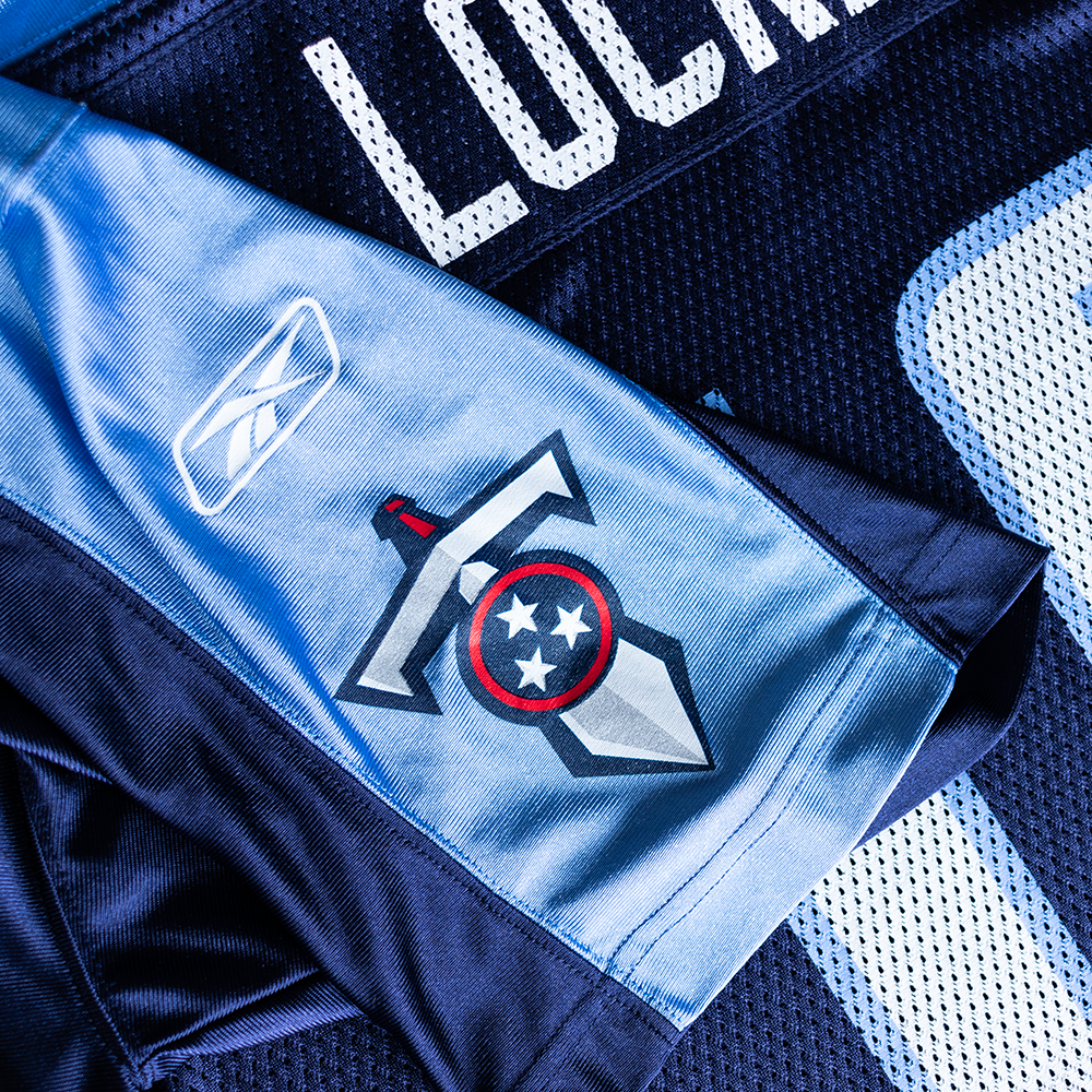Vintage NFL Tennessee Titans Jake Locker #10 Football Jersey (XXL)