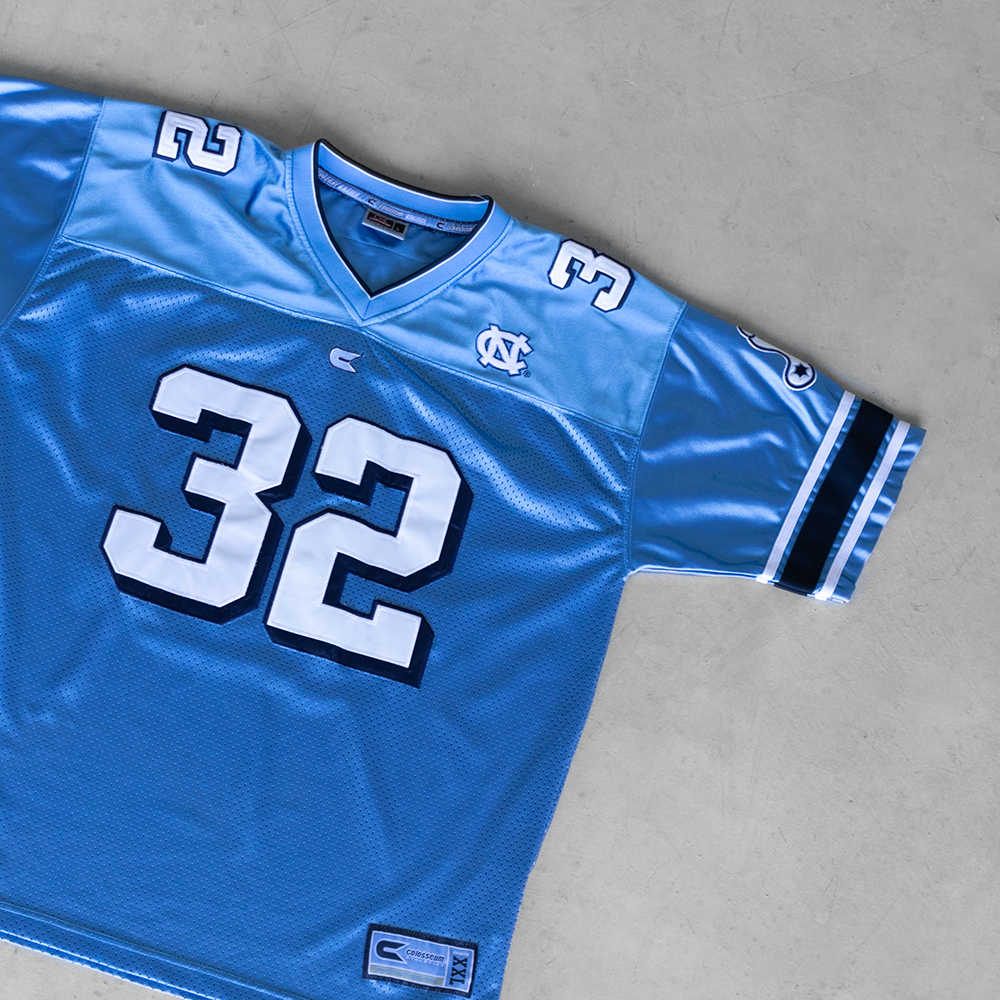 Vintage University Of North Carolina #32 Football Jersey (L)