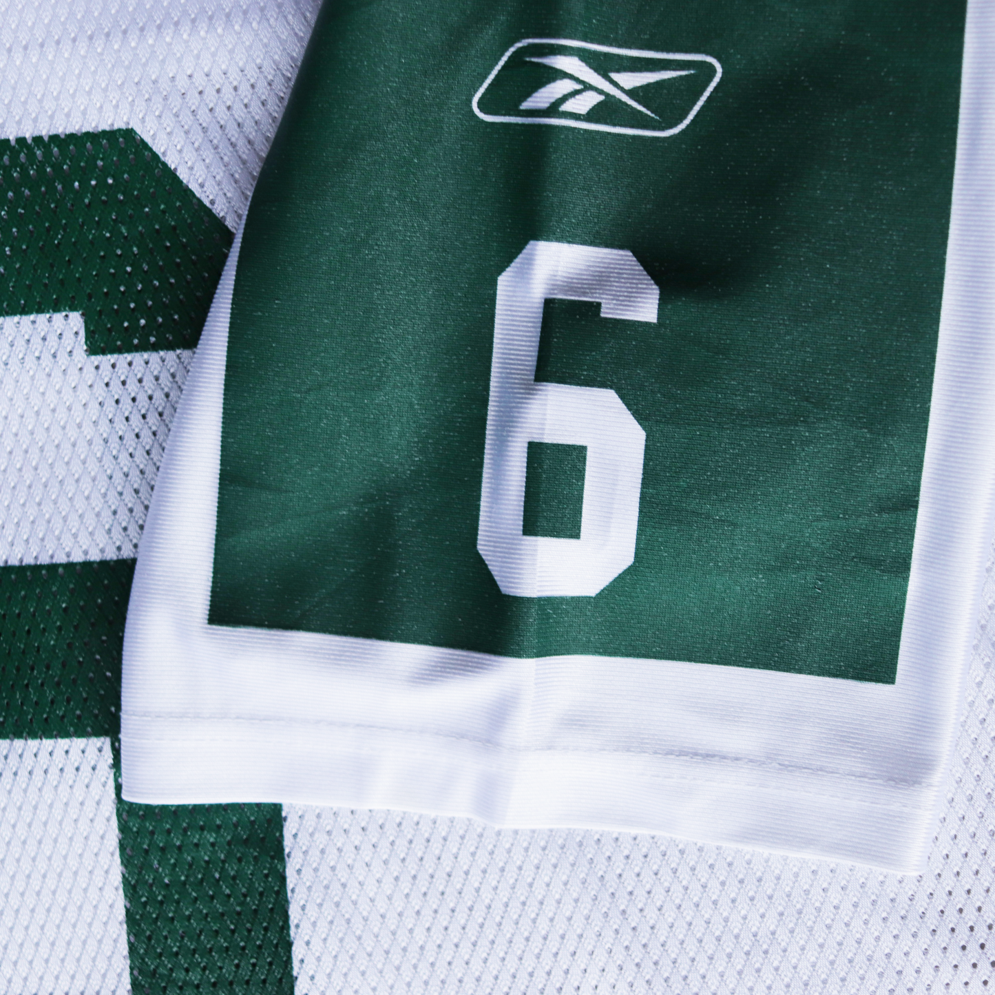 Vintage NFL New York Jets Mark Sanchez #6 Football Jersey (XL)