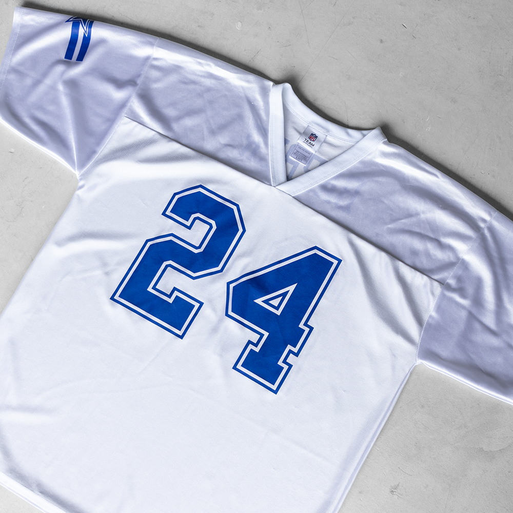 Vintage NFL Dallas Cowboys Marion Barber #24 Football Jersey (XL)