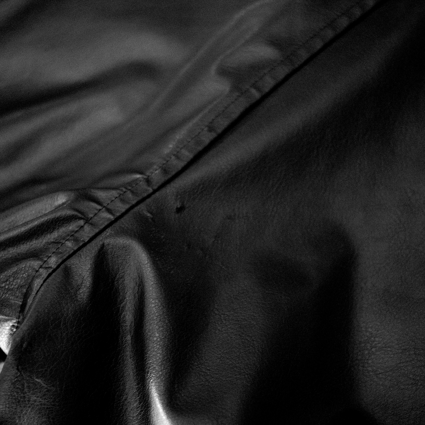 Vintage Sparky’s Garage Bar & Grill Faux Leather Jacket (XL)