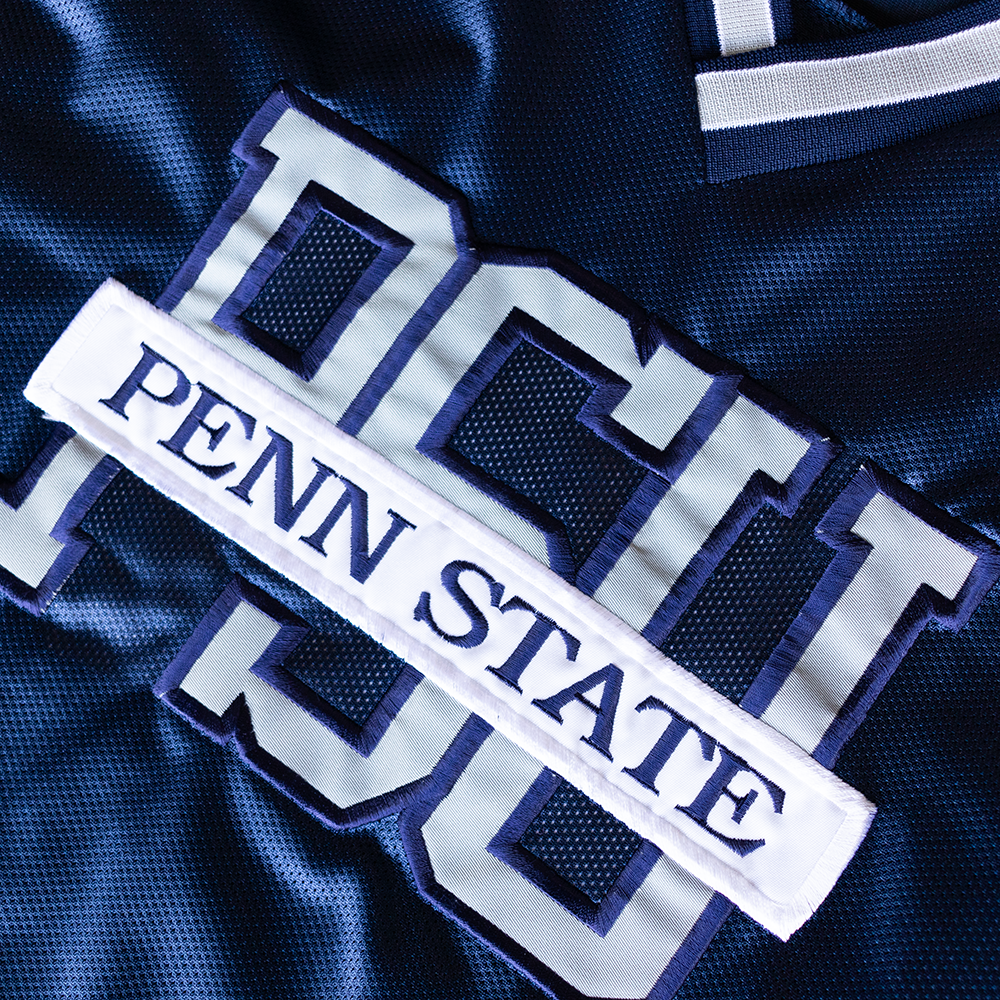 Vintage Penn State University Hockey Jersey (M)