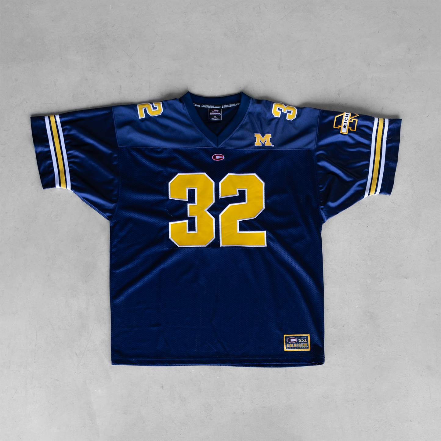 Vintage Michigan Wolverines #32 Football Jersey (XL)