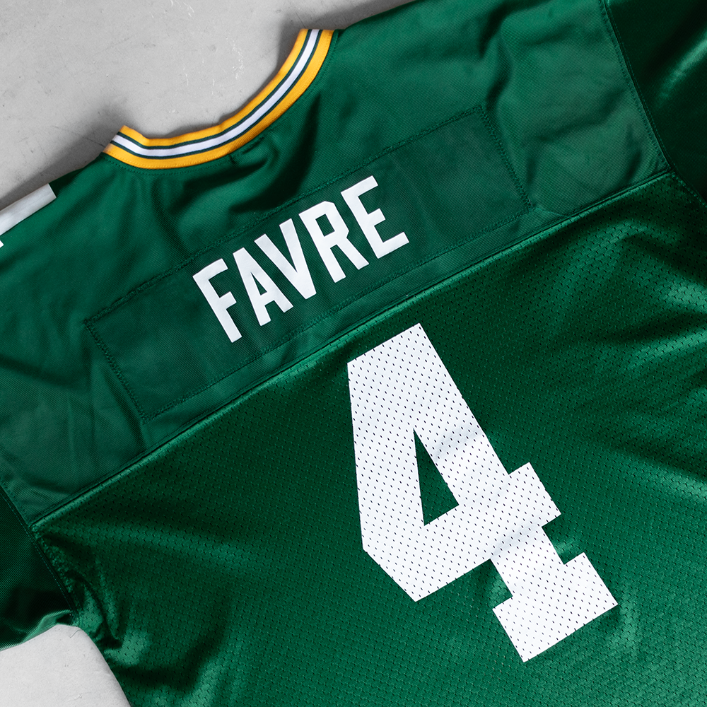 Vintage NFL Green Bay Packers Brett Favre #4 Football Jersey (XL)