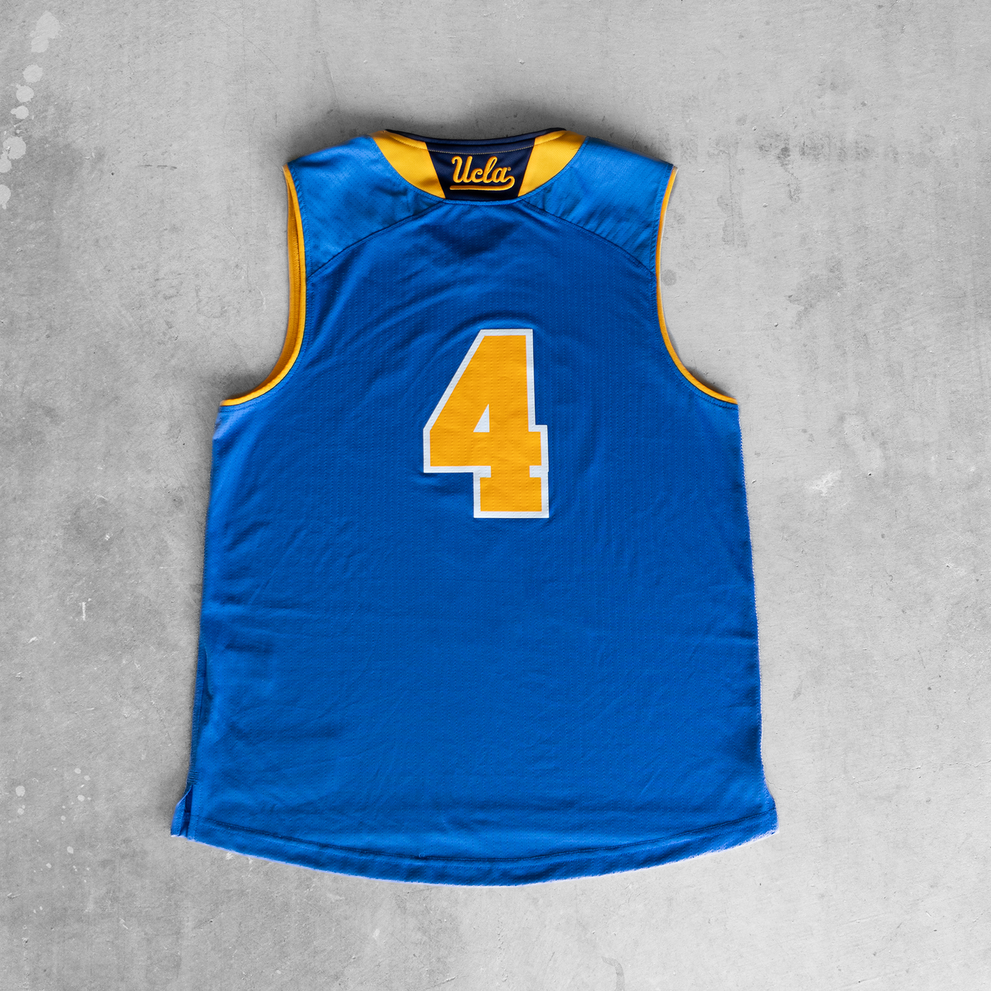 Vintage Adidas UCLA Bruins #4 Player's Basketball Jersey (M)