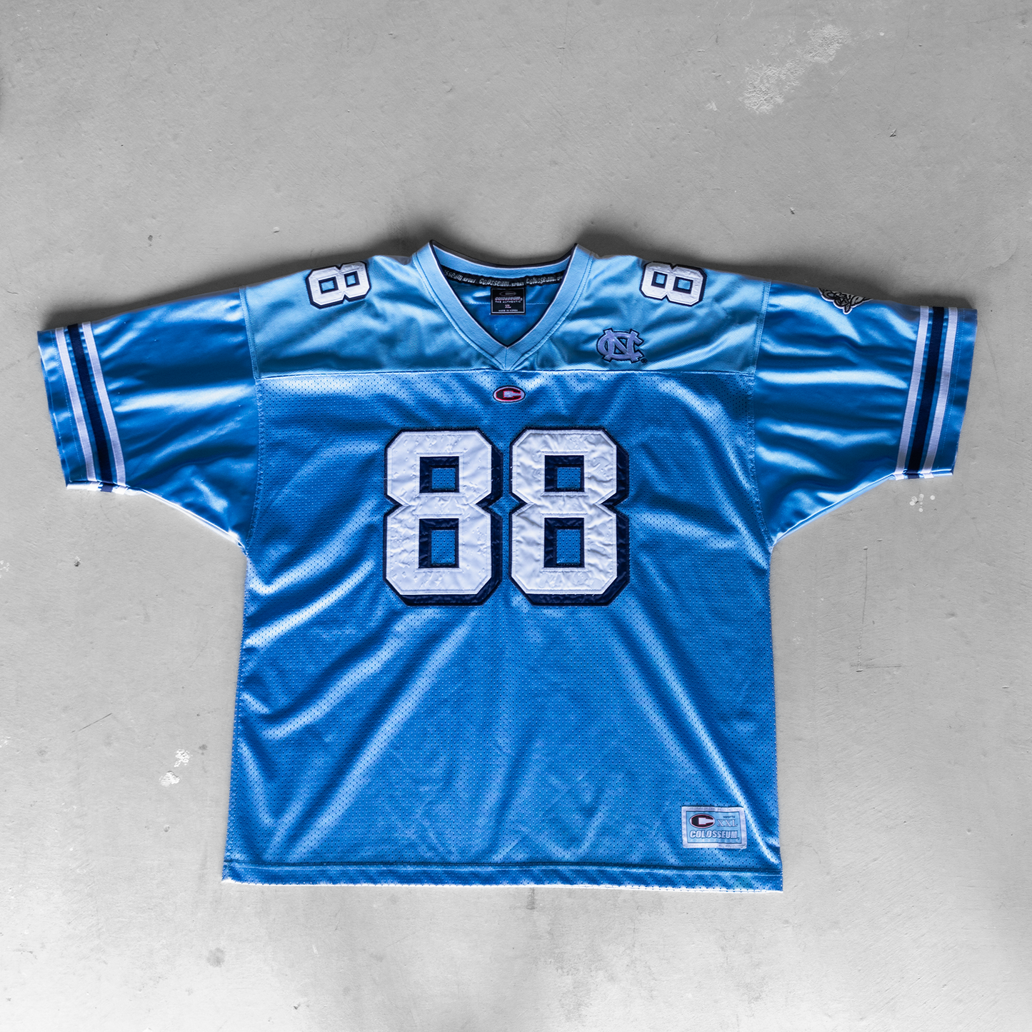 Vintage University Of North Carolina #88 Blue Football Jersey (XL)