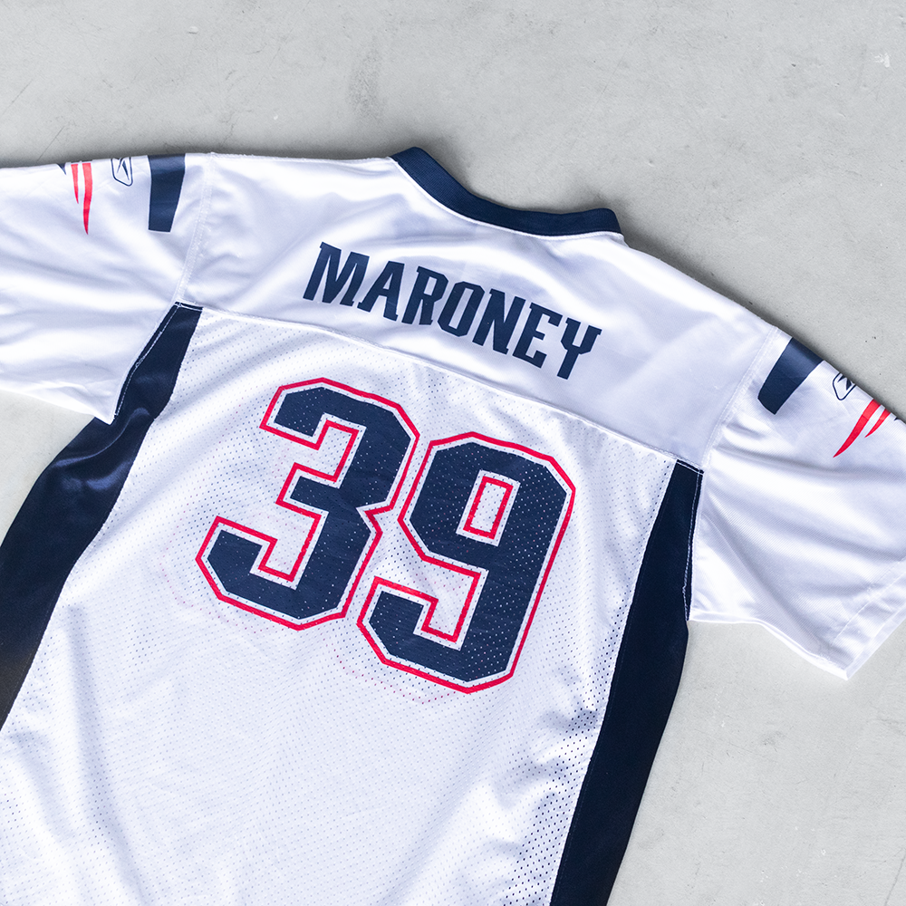 Vintage NFL New England Patriots Laurence Maroney #39 Youth Football Jersey (XL)