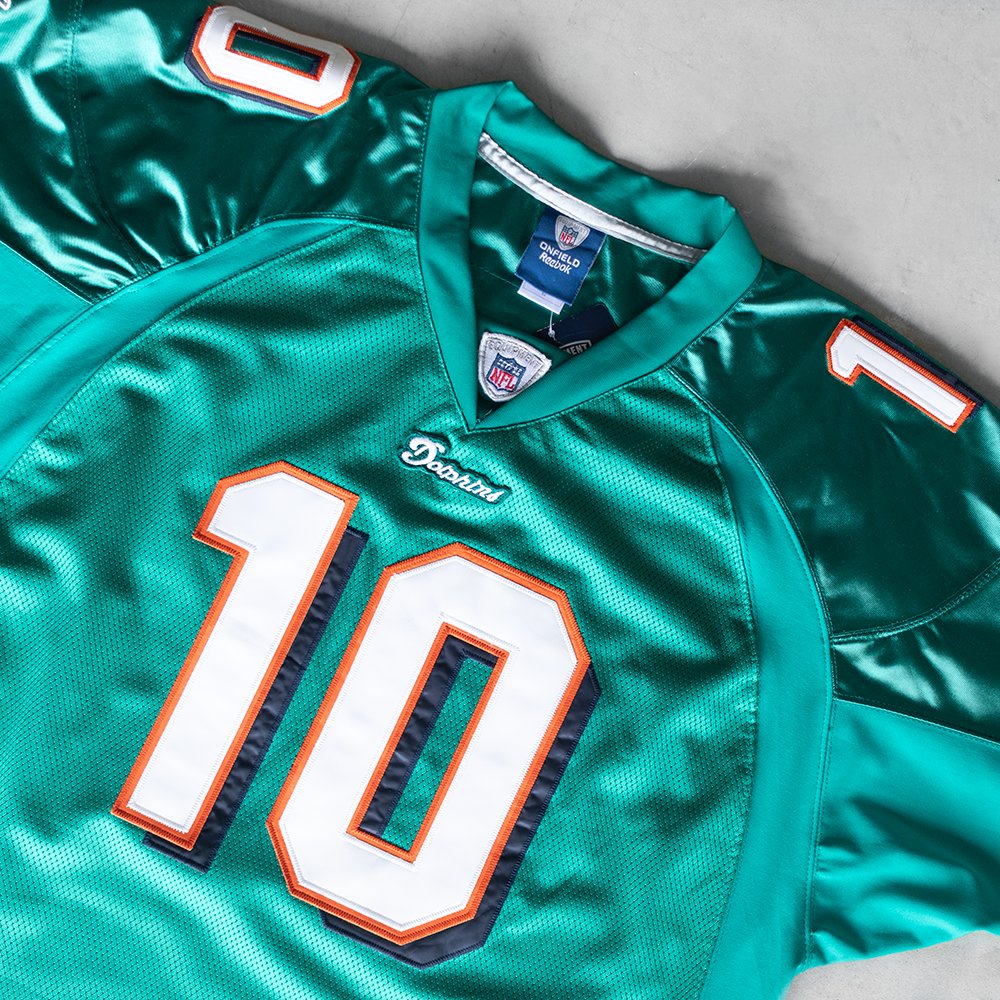 Vintage NFL Miami Dolphins Chad Pennington #10 Football Jersey (XXL)