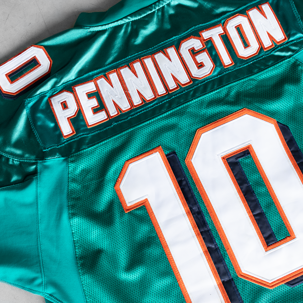 Vintage NFL Miami Dolphins Chad Pennington #10 Football Jersey (XXL)