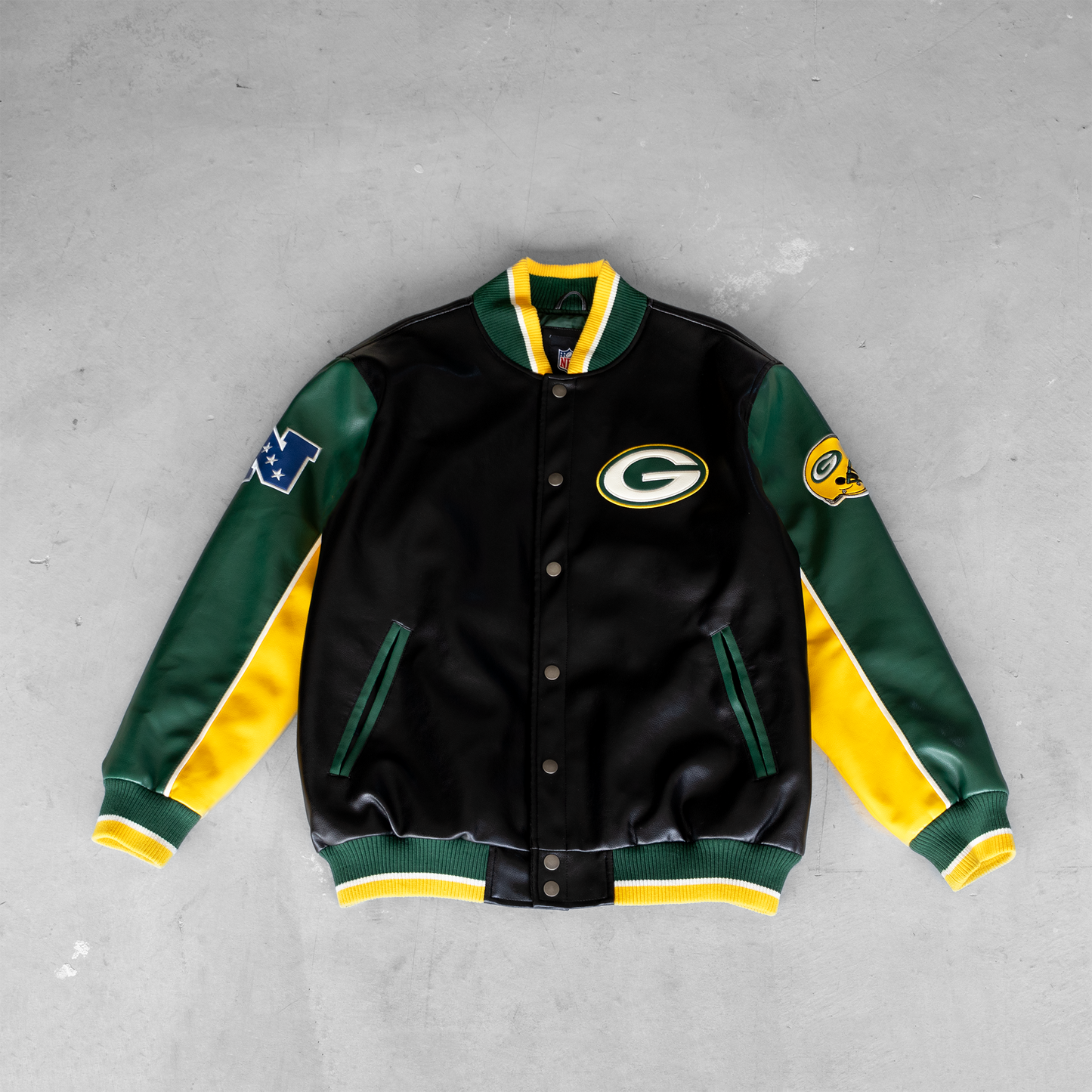 Vintage NFL Green Bay Packers Faux Leather Jacket (XXL)