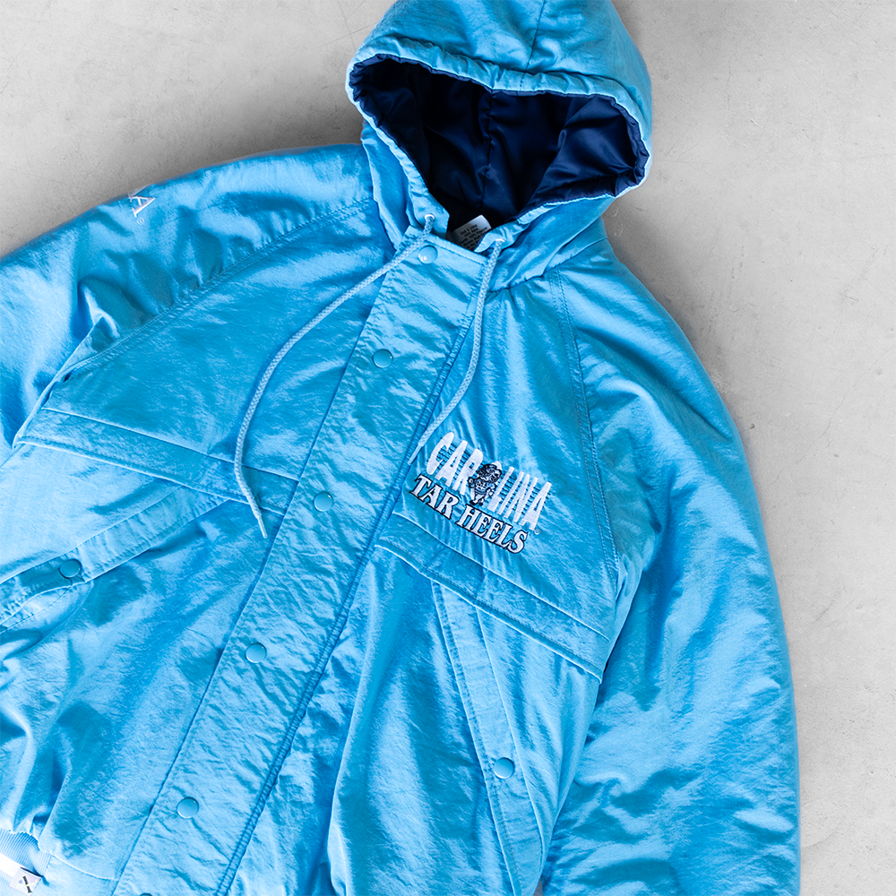 Vintage Carolina Tar Heels Bomber Puffer Jacket (L)