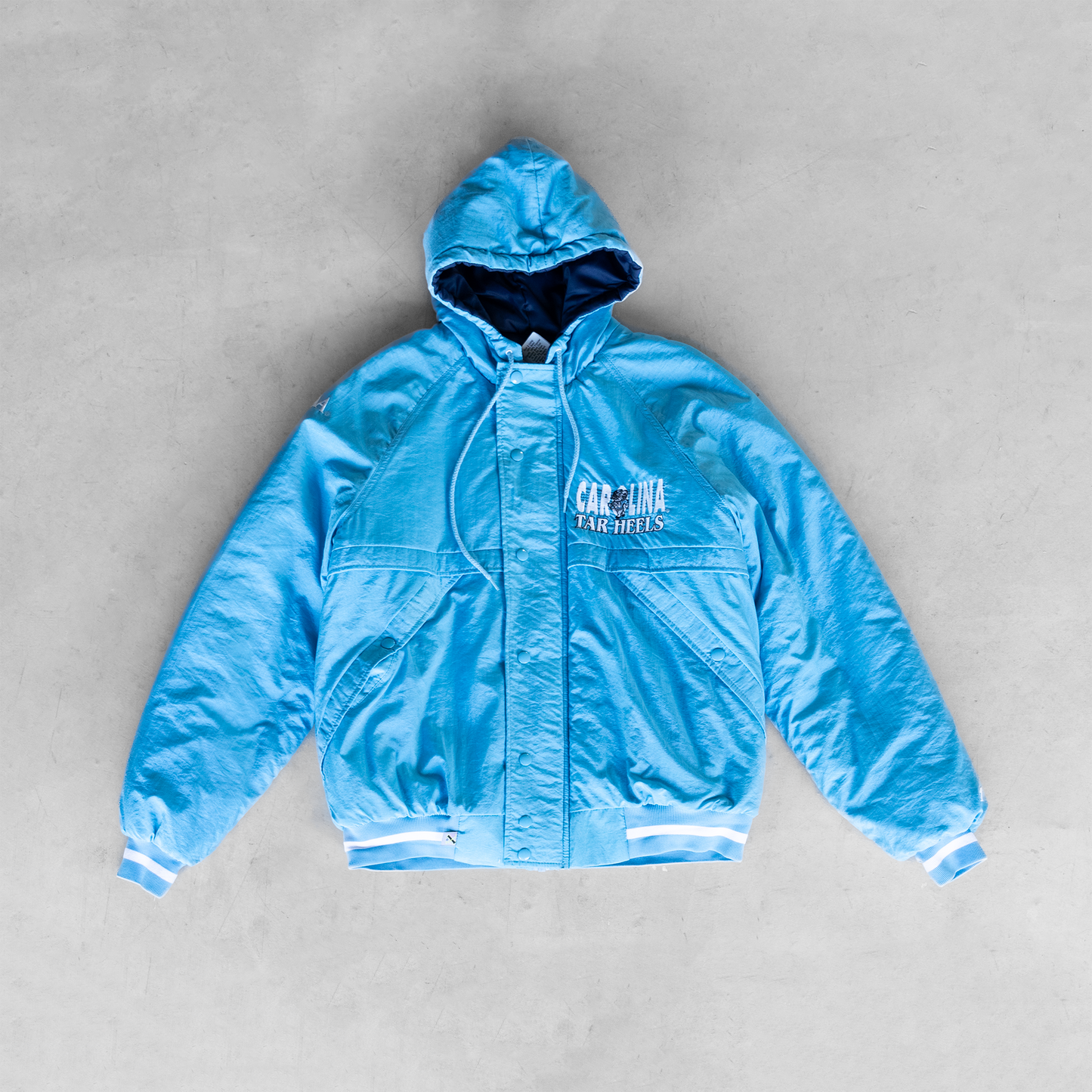 Vintage Carolina Tar Heels Bomber Puffer Jacket (L)