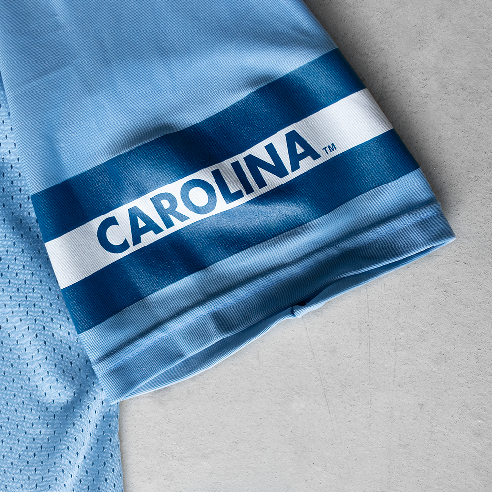 Vintage Nike University Of North Carolina #15 Football Jersey (L)