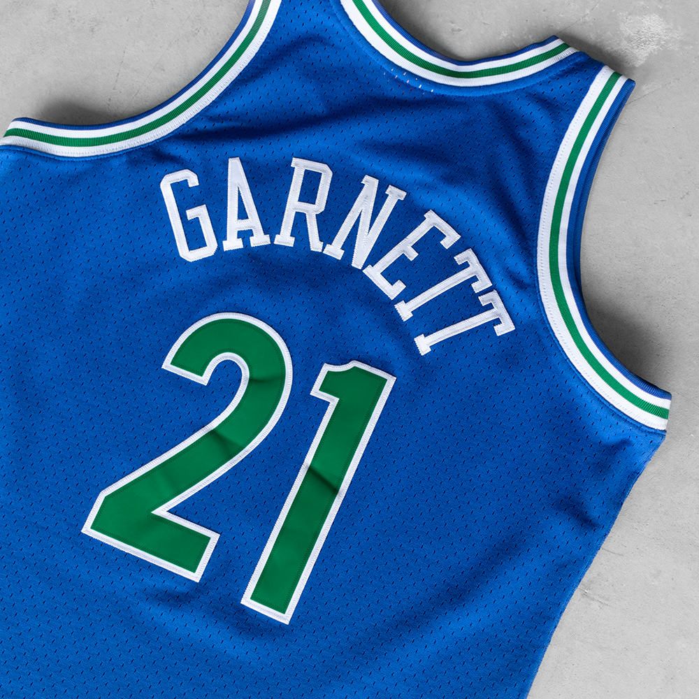 Mitchell & Ness NBA Minnesota Timberwolves Kevin Garnett #21 Basketball Jersey (L)