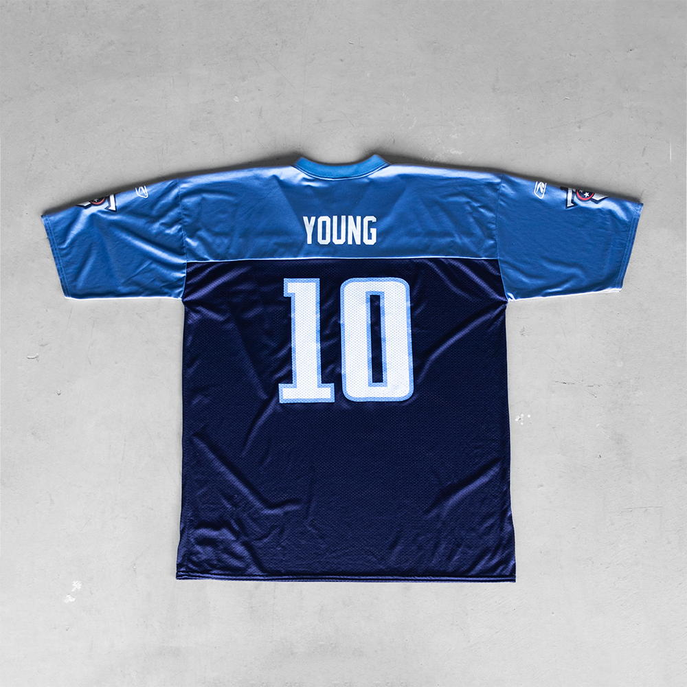 Vintage NFL Tennessee Titans Vince Young #10 Football Jersey (XXL)