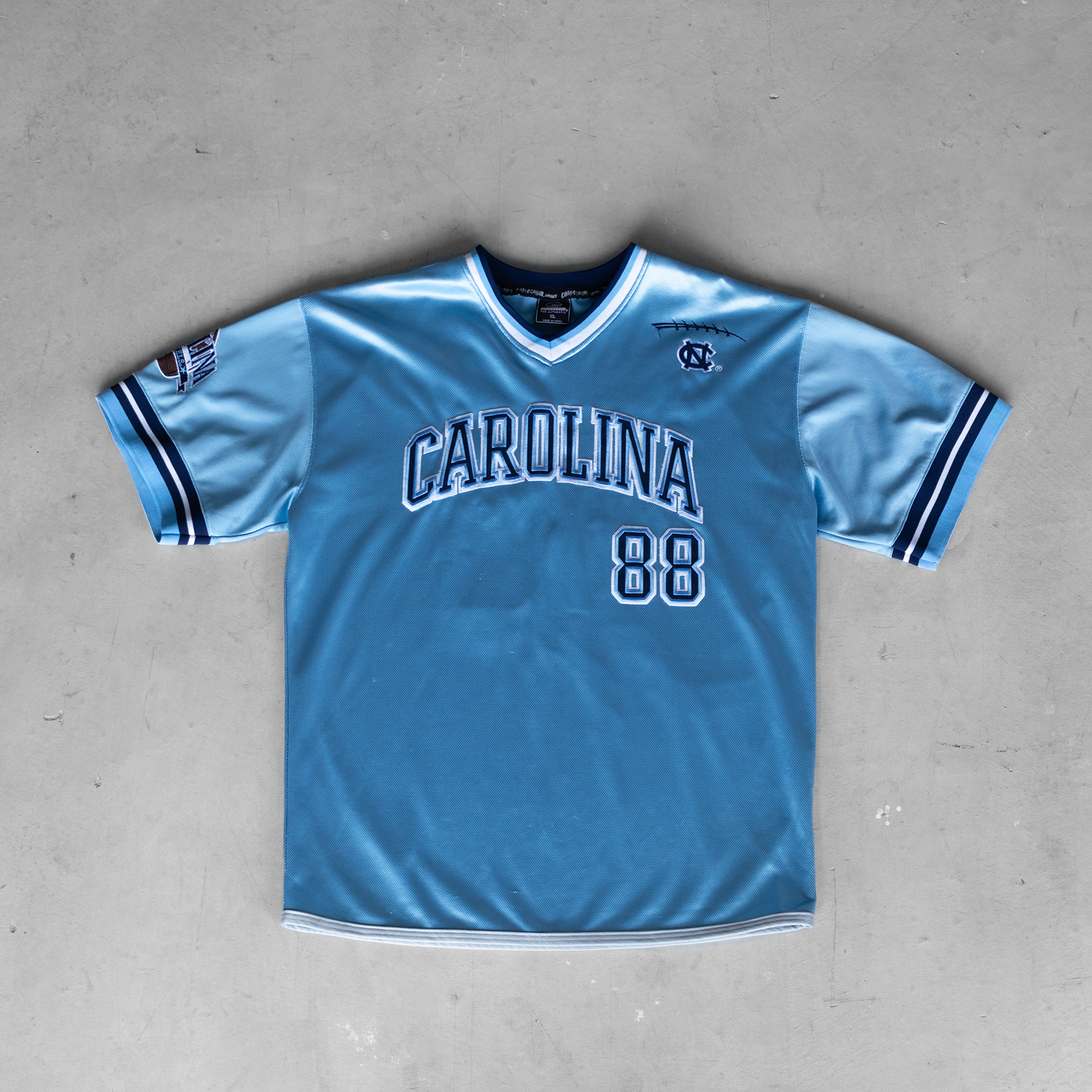 Vintage University Of North Carolina #88 (FUBU Style) Football Jersey (XL)