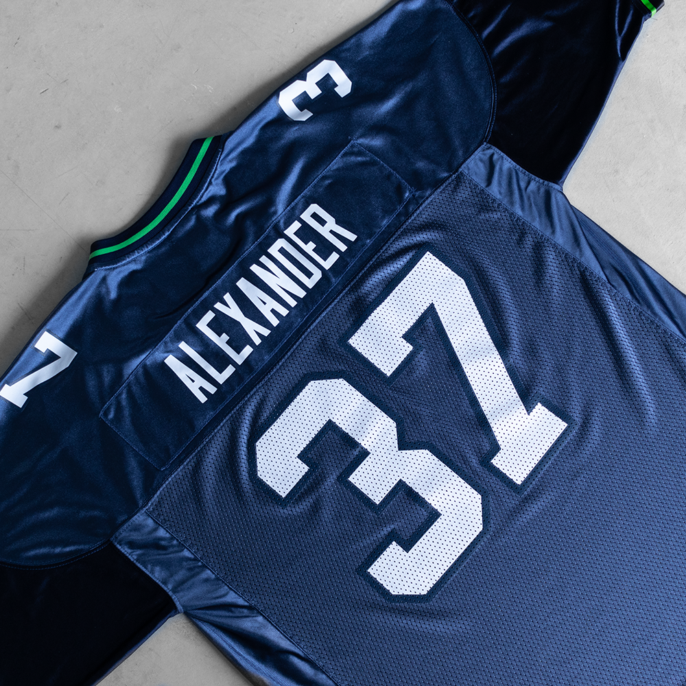 Vintage Seattle Seahawks Shaun Alexander #37 Football Jersey (L)