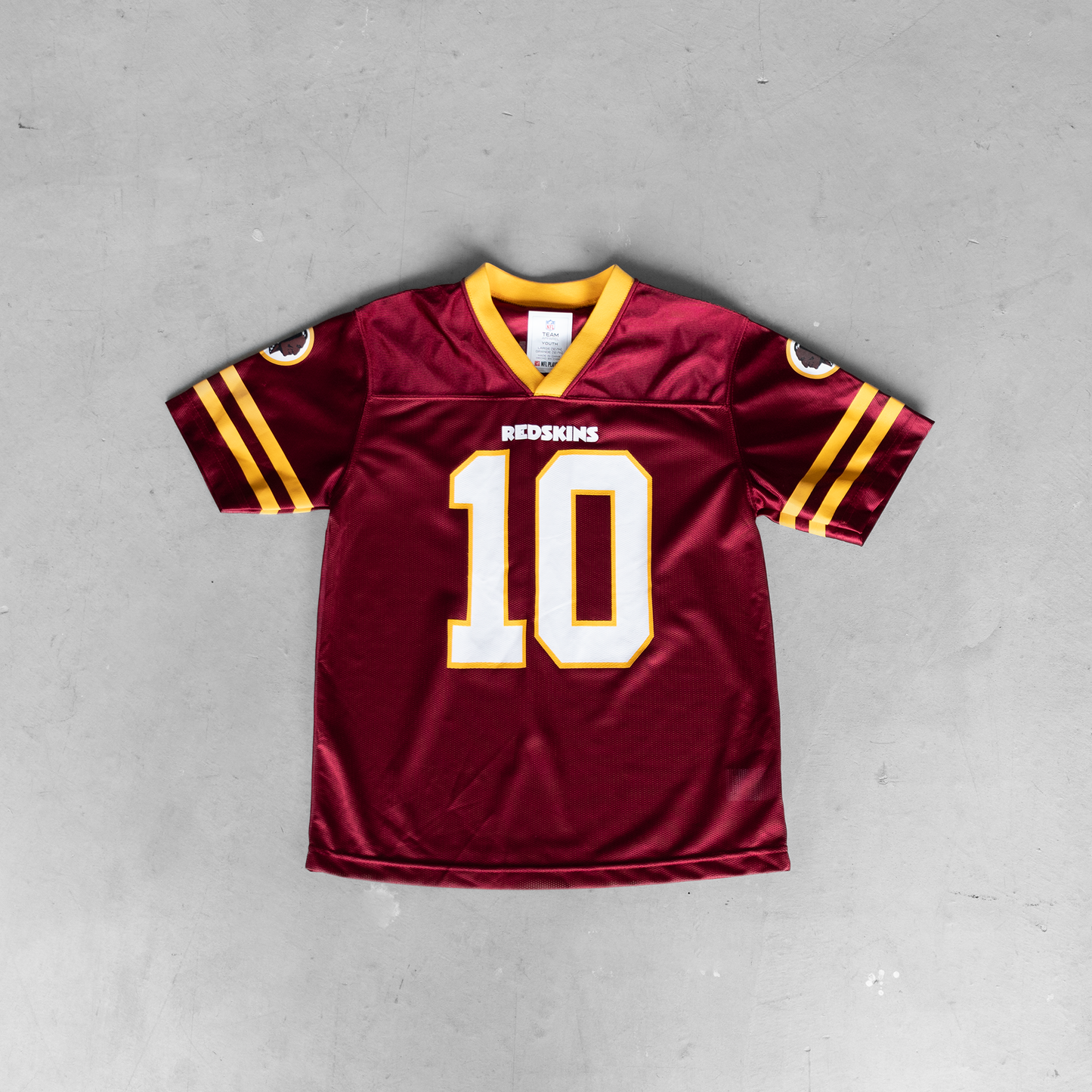 Vintage NFL Washington Redskins Griffin III #10 Youth Football Jersey (L)