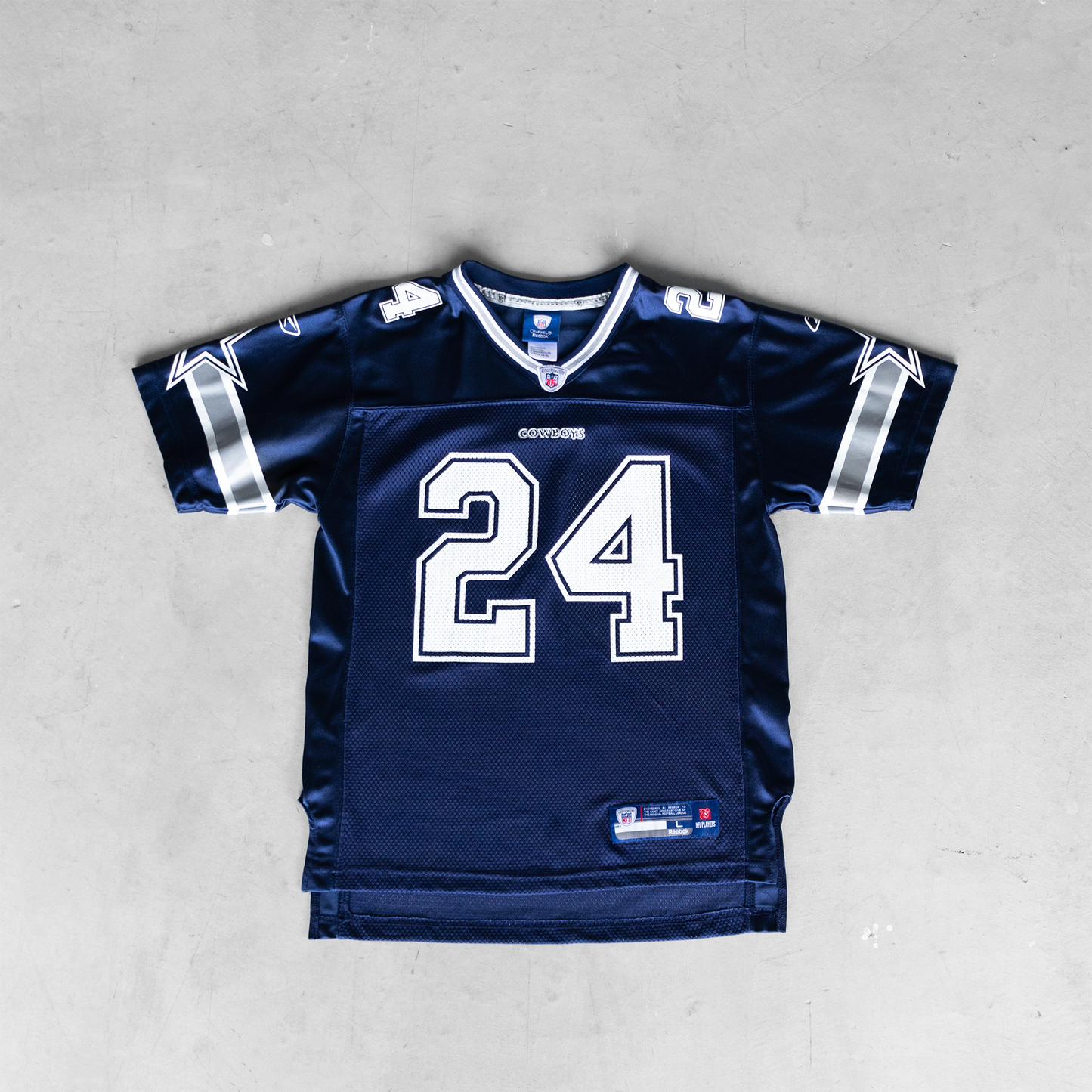 Vintage NFL Dallas Cowboys Marion Barber #24 Youth Football Jersey