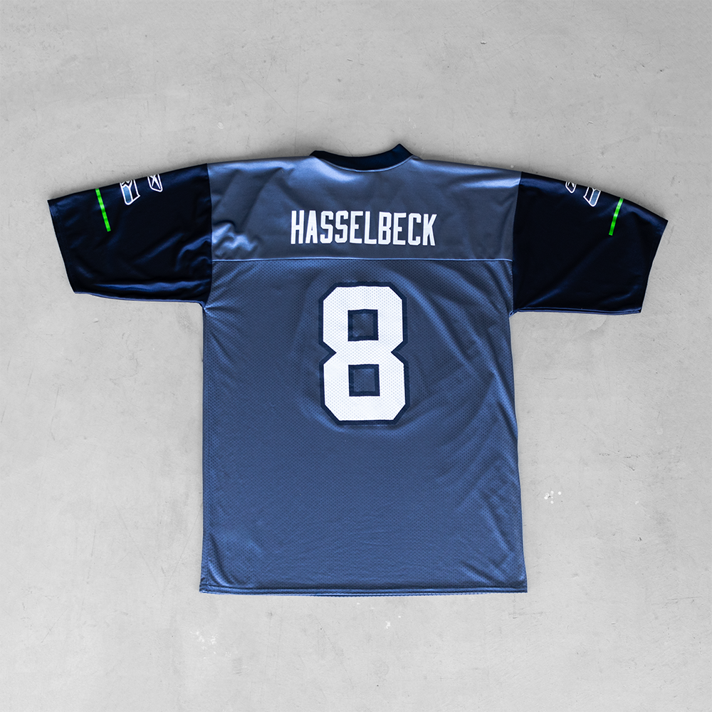 Vintage NFL Seattle Seahawks Matt Hasselbeck #8 Football Jersey (L)